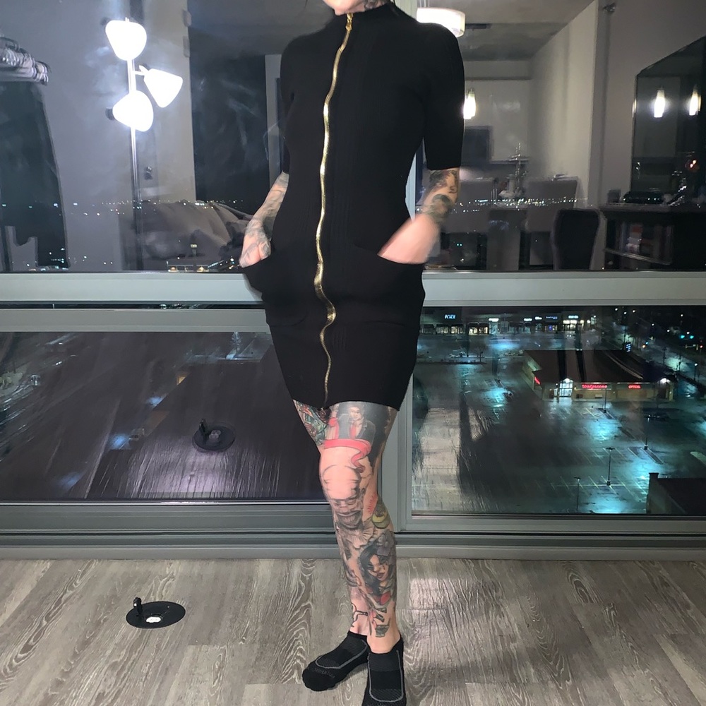 Guess zip up dress.